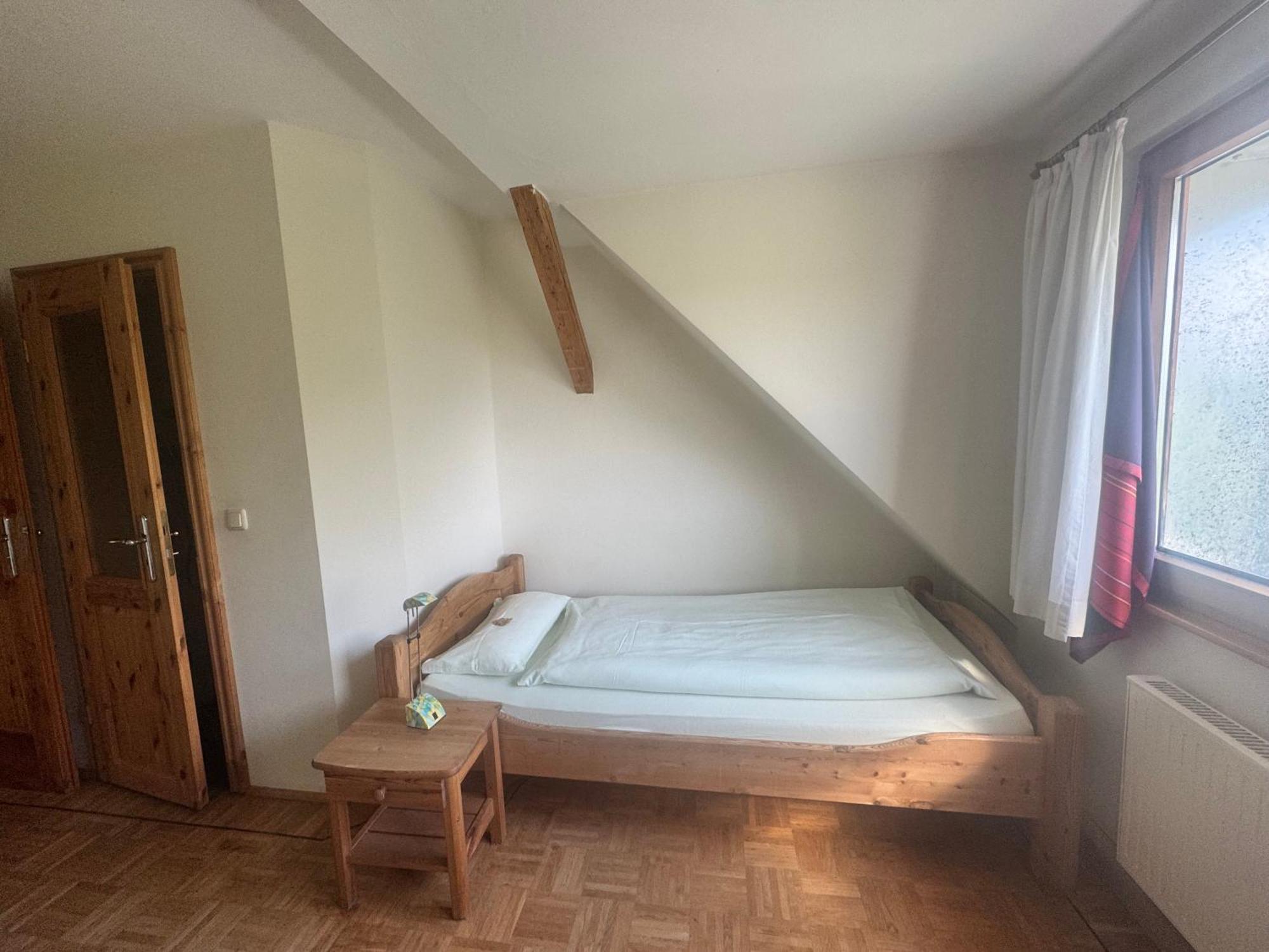 Hotel Gruenwald Ansbach Esterno foto