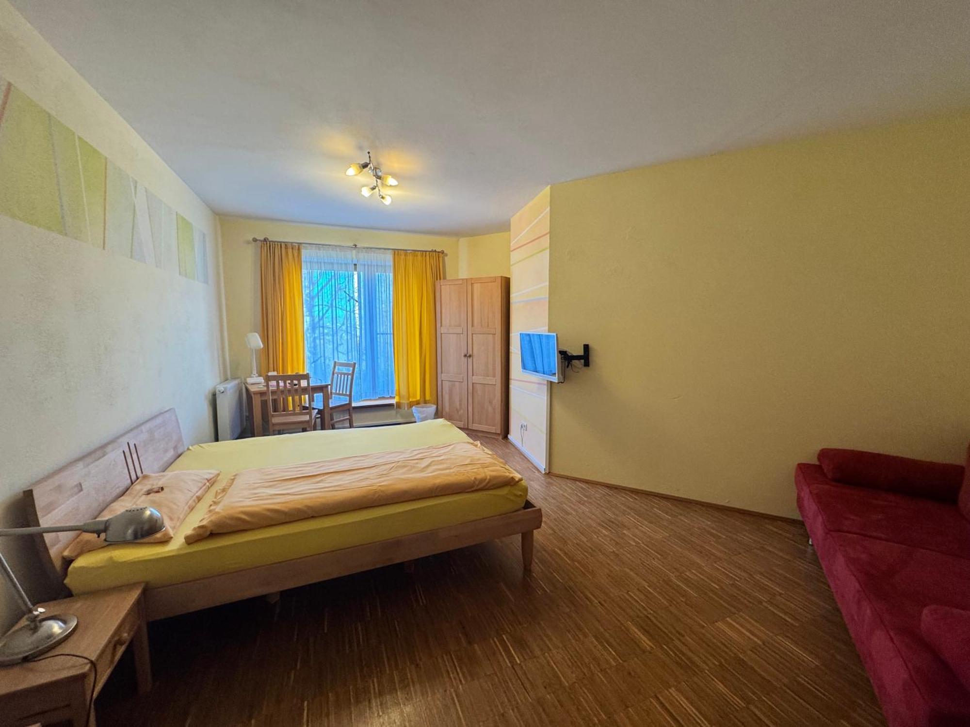 Hotel Gruenwald Ansbach Esterno foto