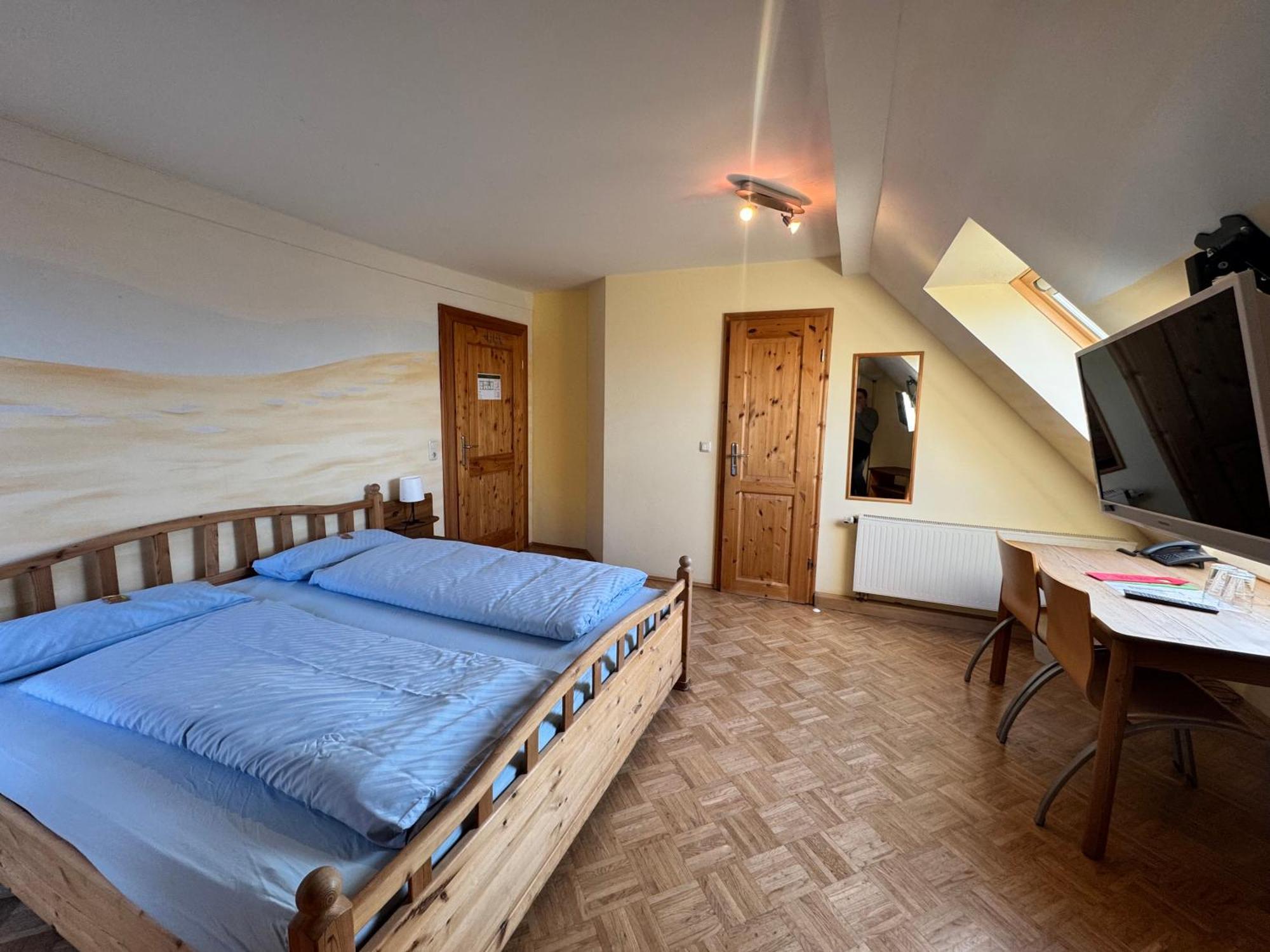 Hotel Gruenwald Ansbach Esterno foto